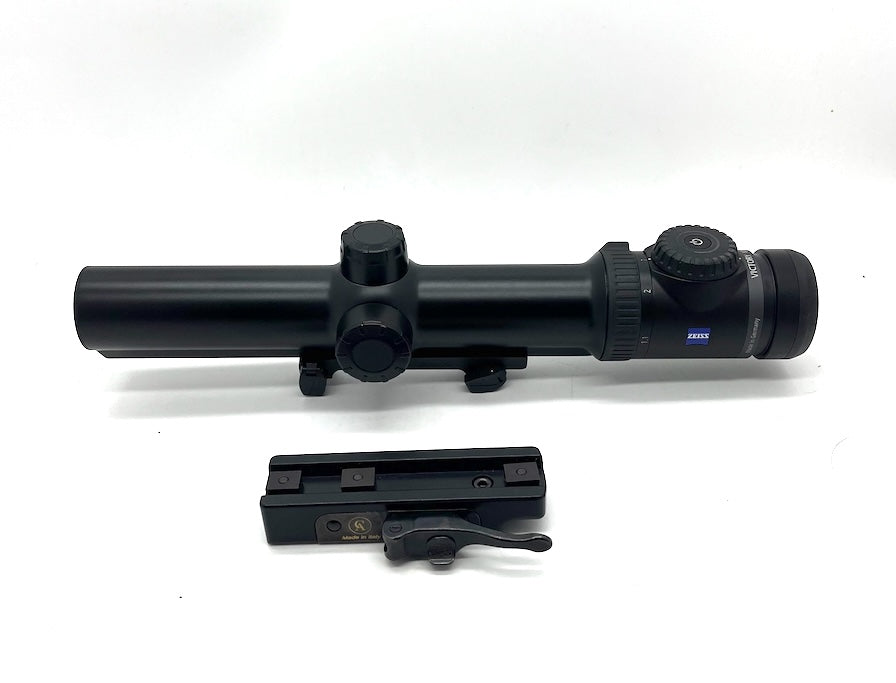 Used Zeiss V8 1.1-8x30 M Rail-Mounted Scope | Cluny Country
