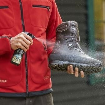 Harkila Waterproofing Leather Care Spray  | Cluny Country 