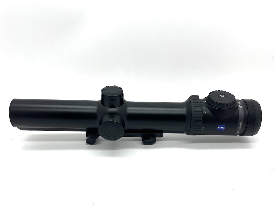 Used Zeiss V8 1.1-8x30 M Rail-Mounted Scope | Cluny Country 